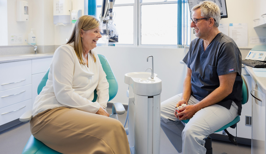 How to Look After Your Dentures