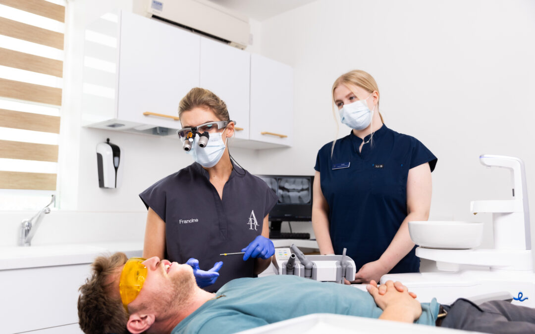 Airflow Treatment: A Gentle, Modern Way to Keep Your Smile Healthy